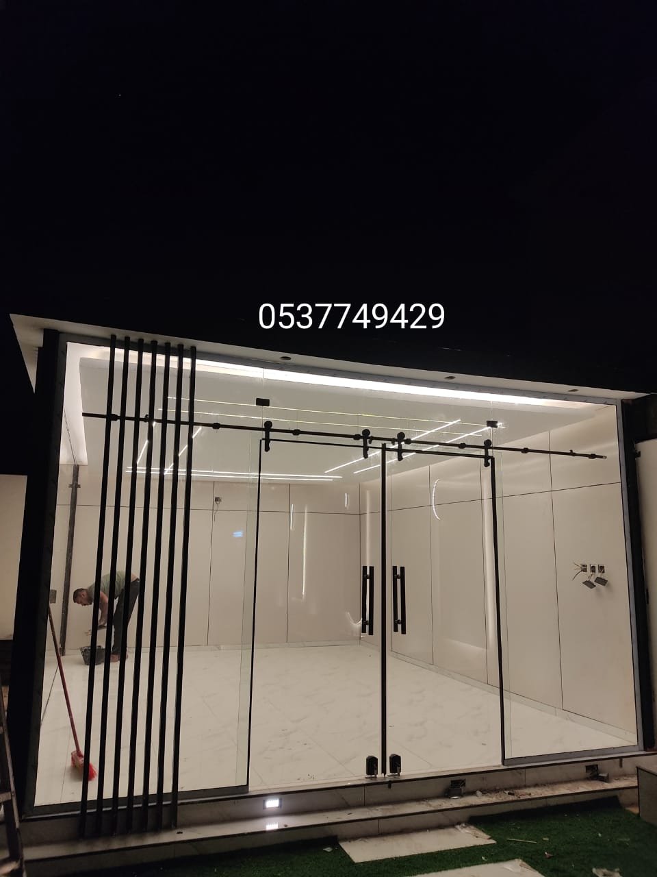 تركيب مرايات حديثة